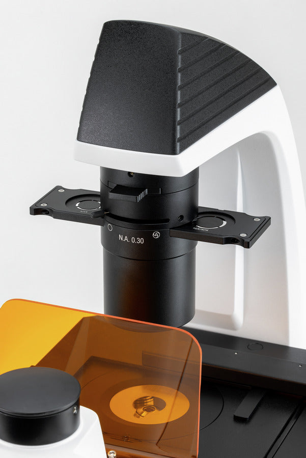 Microscope condenser with filter holder and orange protection filter