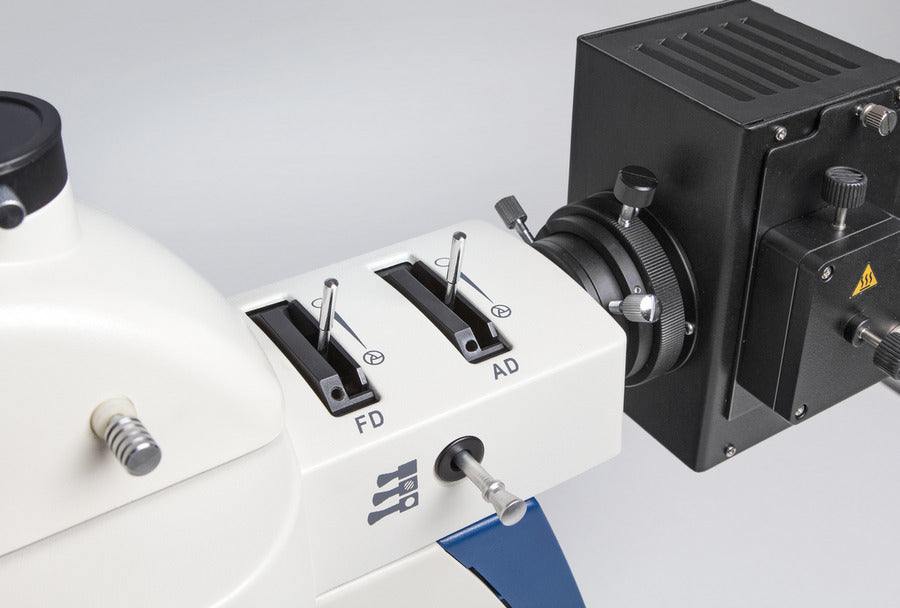 microscope fluorescence illumination unit with control levers