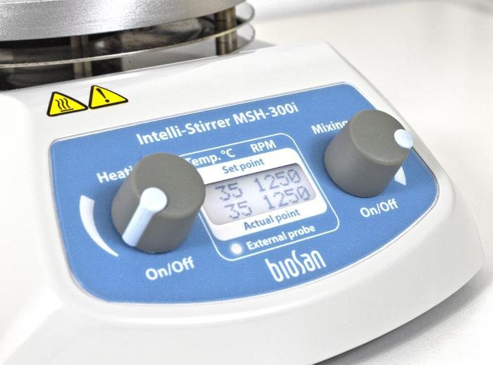 Biosan MSH-300i Magnetic Stirrer with Hot Plate